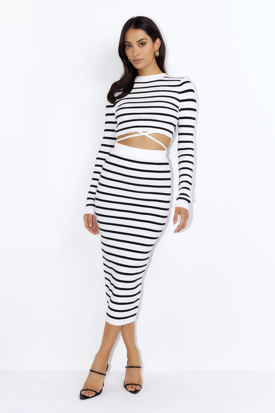 Set On You Knitted Crop Top White
