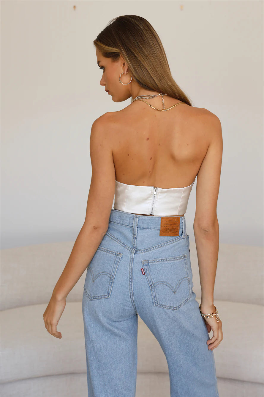 Shining Chandelier Crop Cream