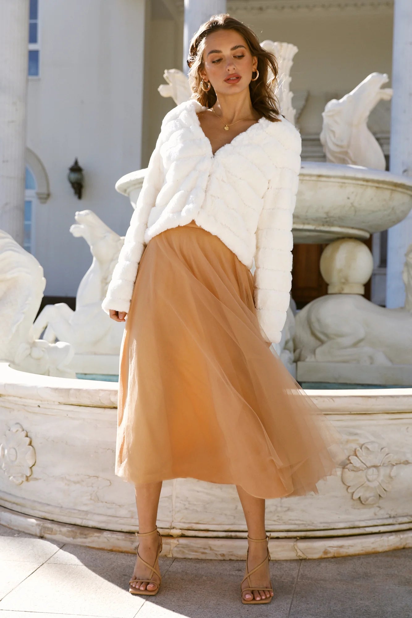 Shake It Away Jacket White